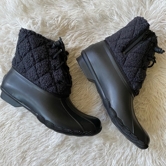 New Quilted rain winter Boots Sz 8.5 - Picture 3 of 12